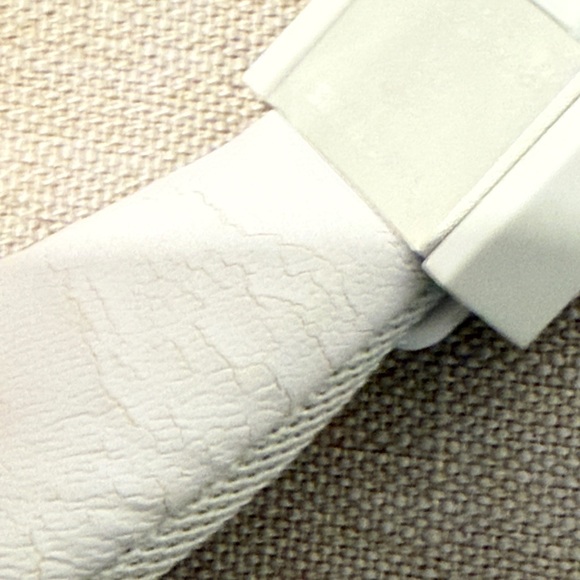 Urbanears Plattan 2 Bluetooth Wireless Headphones in White - Picture 7 of 7